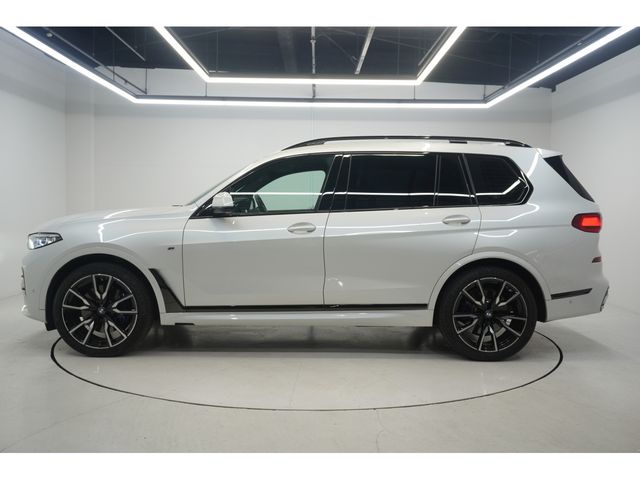 BMW X7 2021 Image 31