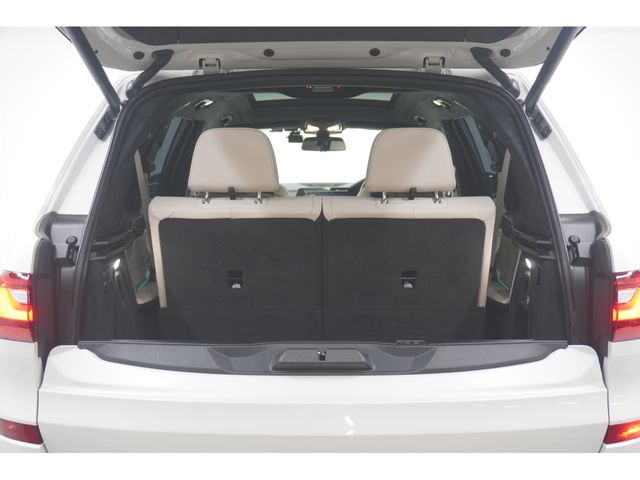 BMW X7 2021 Image 31