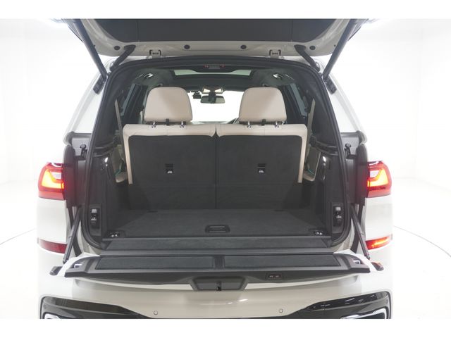 BMW X7 2021 Image 31