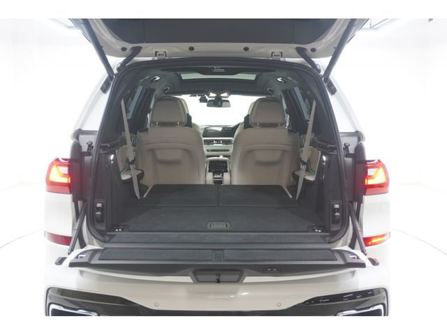 BMW X7 2021 Image 31