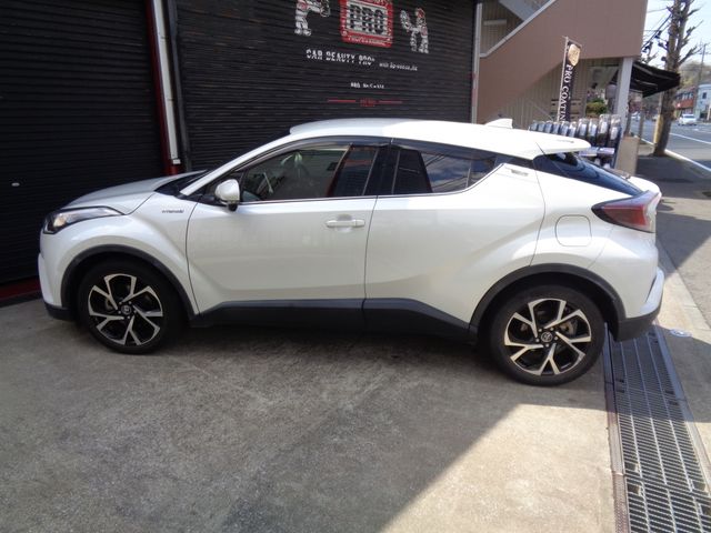 TOYOTA C-HR 2017 Image 31