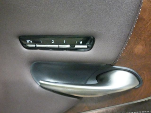 TOYOTA LEXUS LS500 2019 Image 31