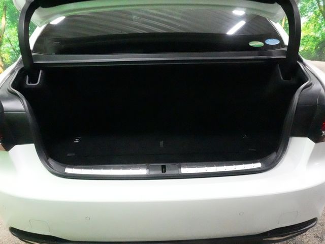 TOYOTA LEXUS LS500 2019 Image 31