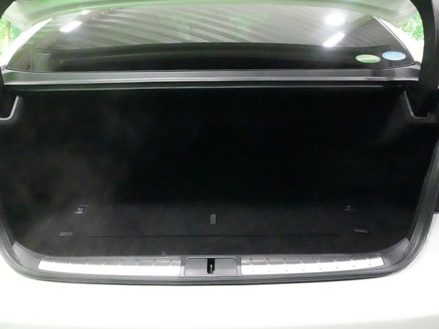 TOYOTA LEXUS LS500 2019 Image 31