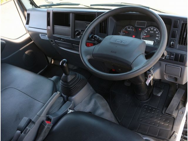 ISUZU ELF 2019 Image 31