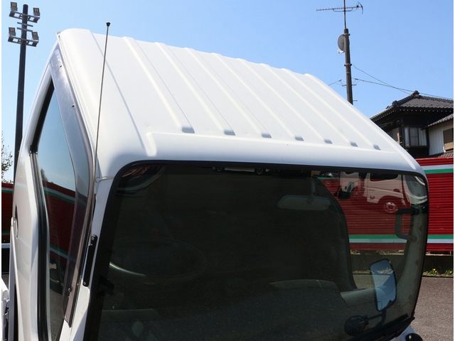 ISUZU ELF 2019 Image 31