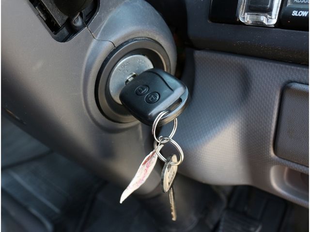 ISUZU ELF 2019 Image 31