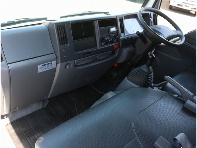 ISUZU ELF 2019 Image 31