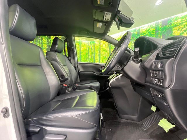 TOYOTA ESQUIRE 2017 Image 31