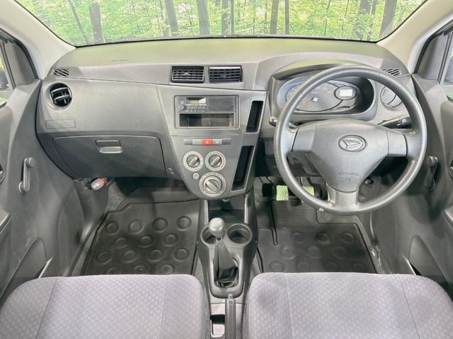 DAIHATSU MIRA VAN 2015 Image 31