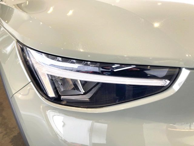 VOLVO C40 2023 Image 31