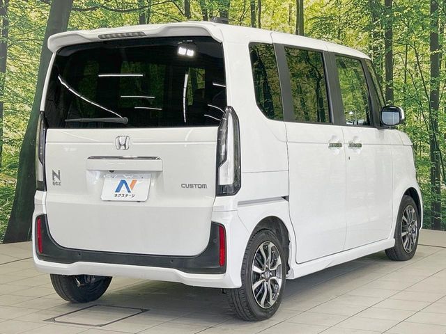HONDA N BOX CUSTOM 2023 Image 31
