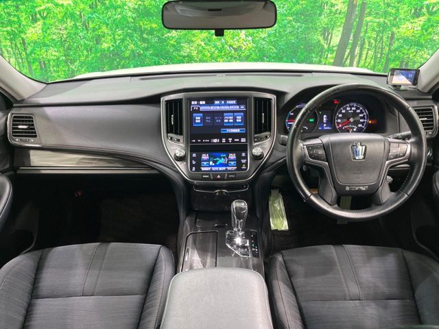 TOYOTA CROWN SEDAN HYBRID 2015 Image 31