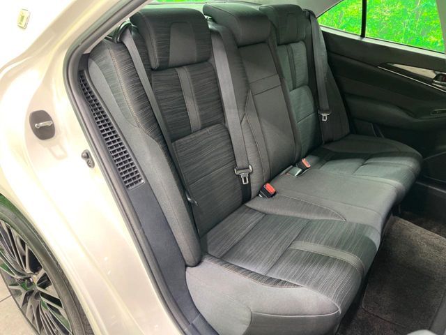 TOYOTA CROWN SEDAN HYBRID 2015 Image 31