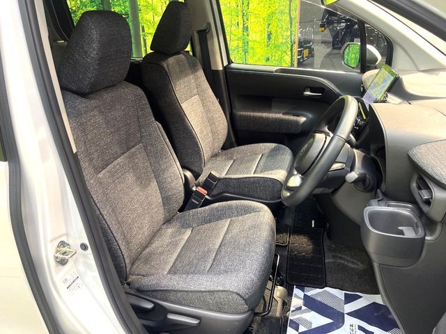 TOYOTA SIENTA HYBRID 2024 Image 31