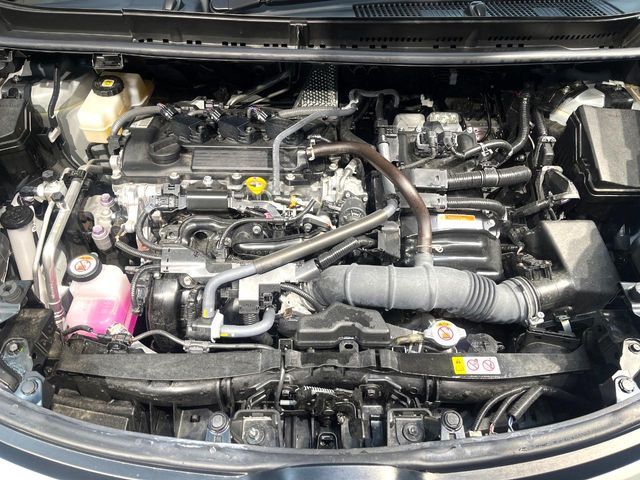 TOYOTA SIENTA HYBRID 2024 Image 31