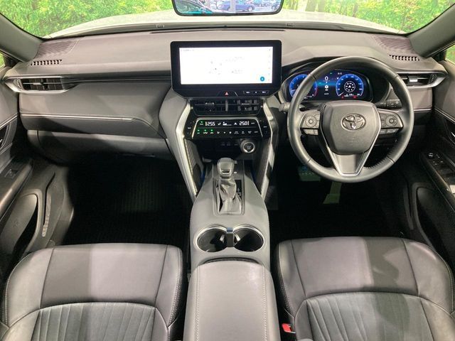 TOYOTA HARRIER 2WD 2023 Image 31