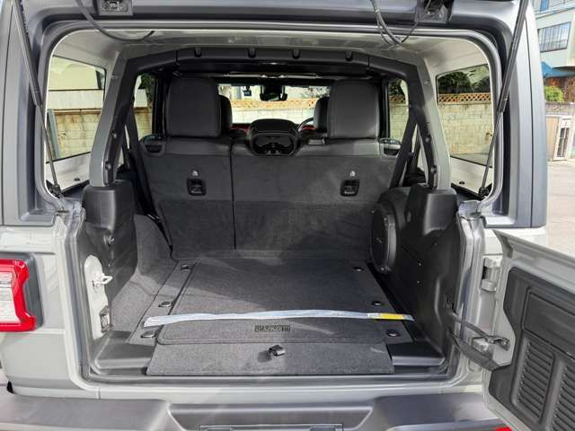 JEEP WRANGLER UNLIMI 2021 Image 31