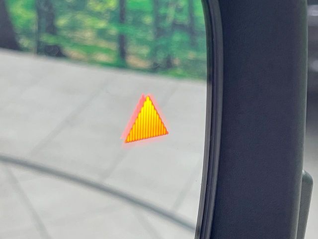 TOYOTA RAV4 HYBRID 4WD 2026 Image 31