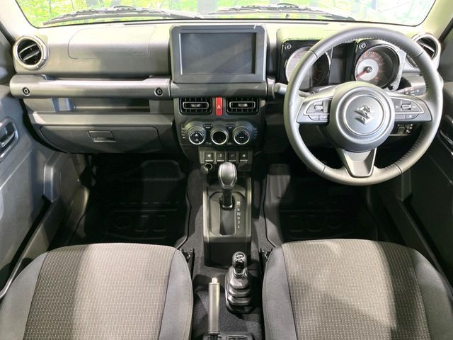 SUZUKI JIMNY NOMADE 2025 Image 31