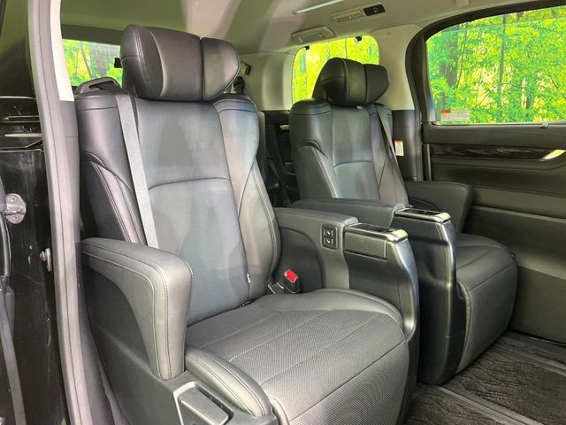 TOYOTA ALPHARD 2019 Image 31