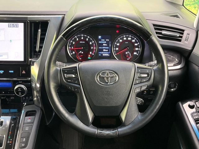 TOYOTA ALPHARD 2019 Image 31