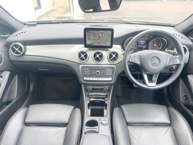 MERCEDES BENZ GLA CL 2019 Image 31