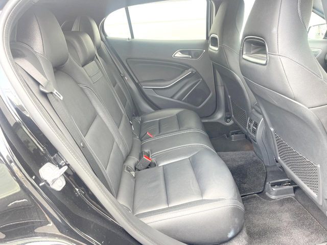 MERCEDES BENZ GLA CL 2019 Image 31