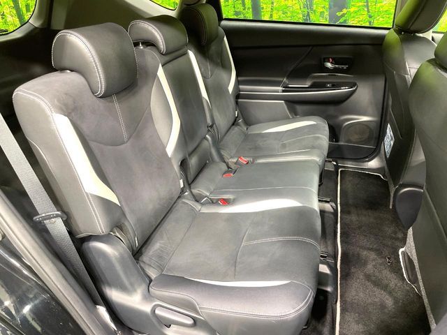 TOYOTA PRIUS ALPHA 2016 Image 31