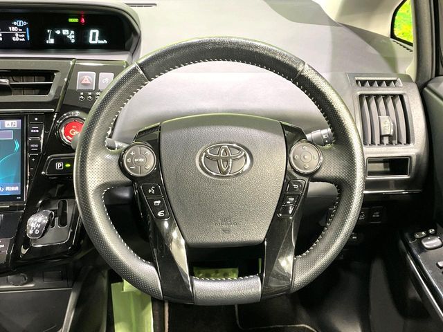 TOYOTA PRIUS ALPHA 2016 Image 31