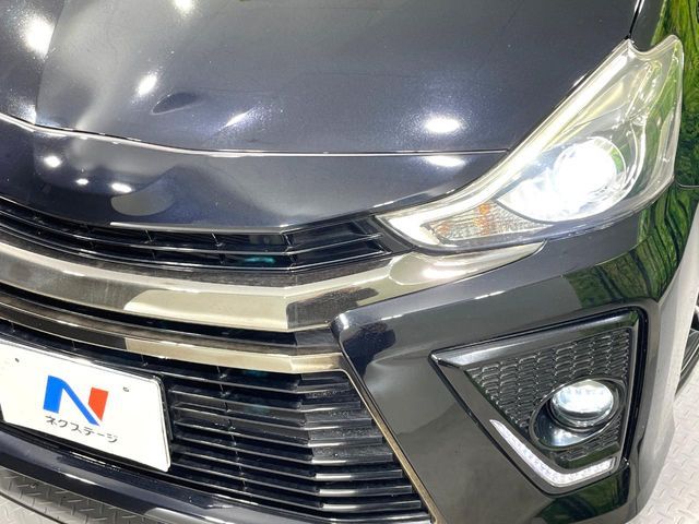 TOYOTA PRIUS ALPHA 2016 Image 31