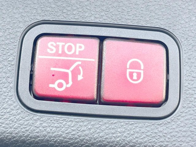 MERCEDES BENZ C CLAS 2019 Image 31