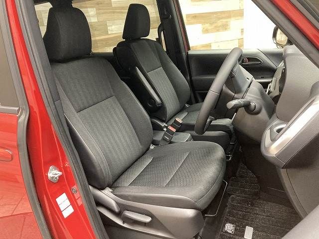 TOYOTA NOAH 2023 Image 31