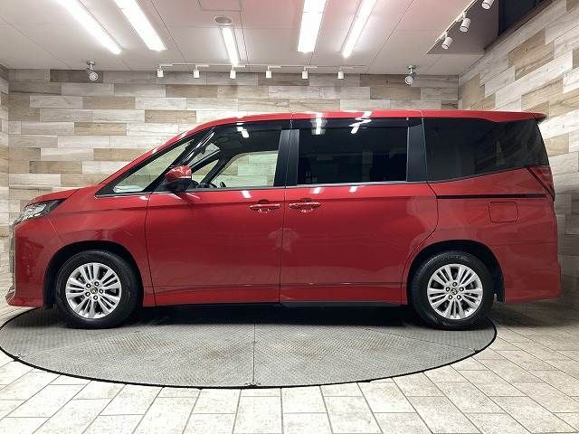 TOYOTA NOAH 2023 Image 31