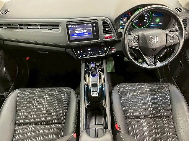 HONDA VEZEL HYBRID 2016 Image 31