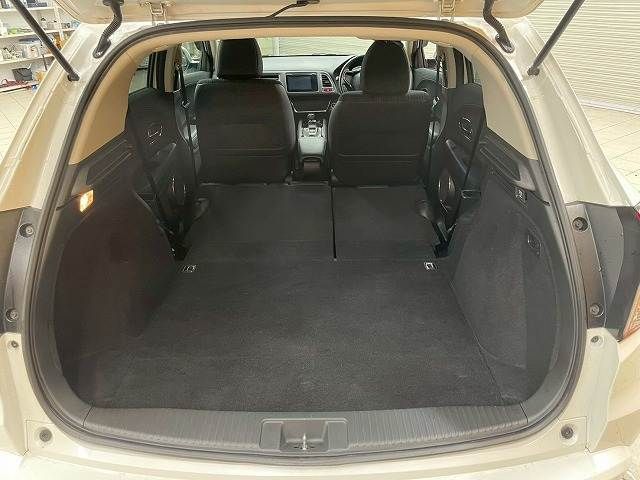 HONDA VEZEL HYBRID 2016 Image 31