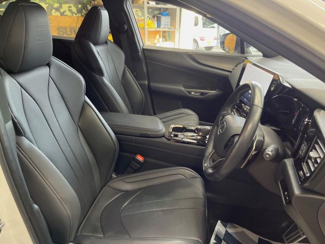 TOYOTA LEXUS NX350H 2023 Image 31