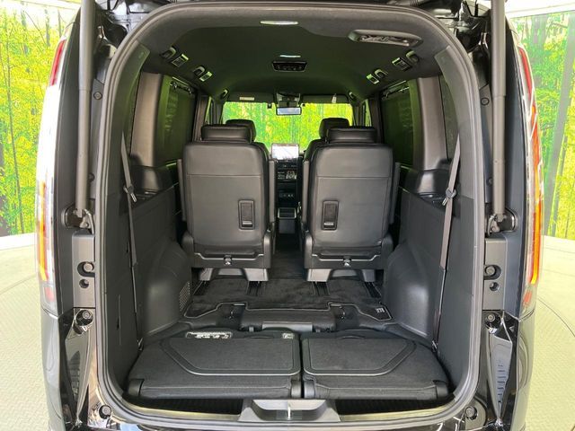 HONDA STEPWAGON E:HEV SPAD 2023 Image 31