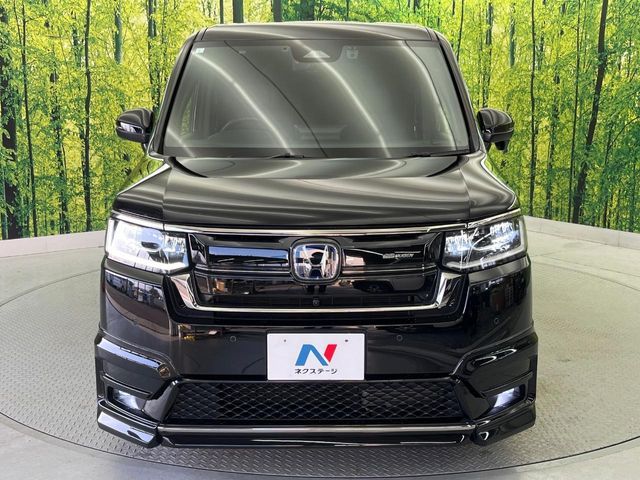 HONDA STEPWAGON E:HEV SPAD 2023 Image 31