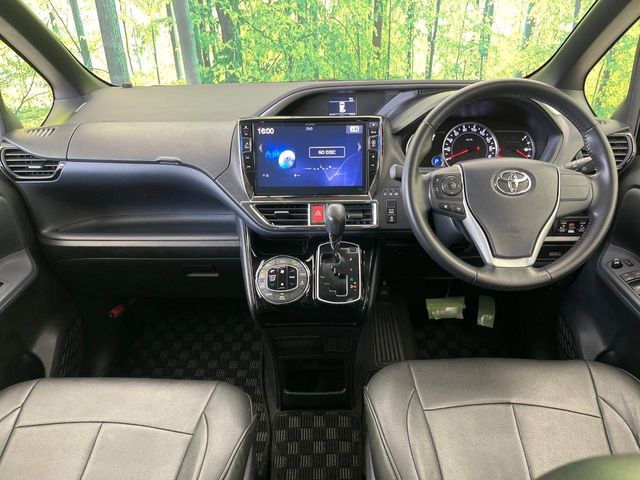 TOYOTA VOXY 2016 Image 31