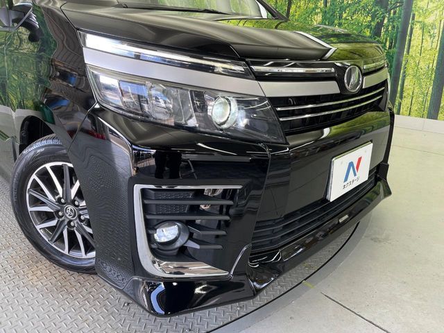 TOYOTA VOXY 2016 Image 31