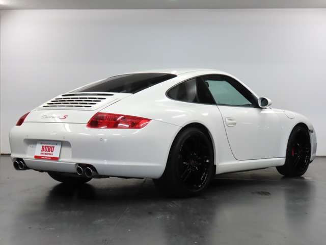 PORSCHE 911 2007 Image 31