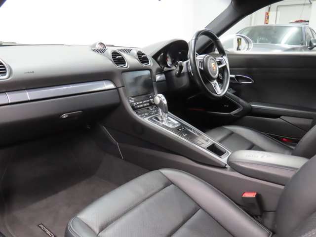 PORSCHE 718CAYMAN S 2017 Image 31