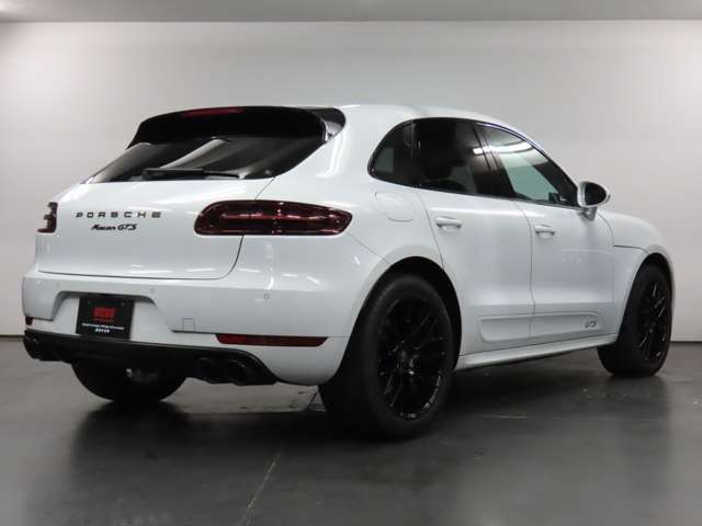 PORSCHE MACAN 2017 Image 31