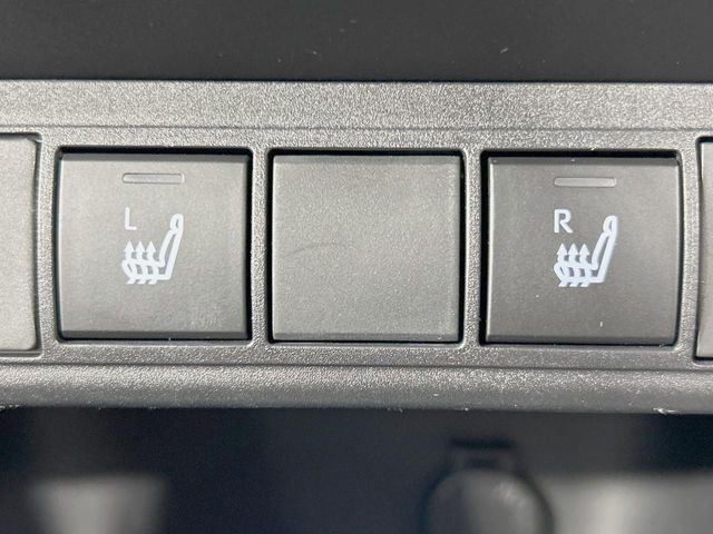 TOYOTA YARIS CROSS HYBRID 2023 Image 31