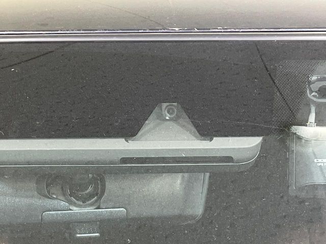 TOYOTA HIACE VAN 2WD 2022 Image 31