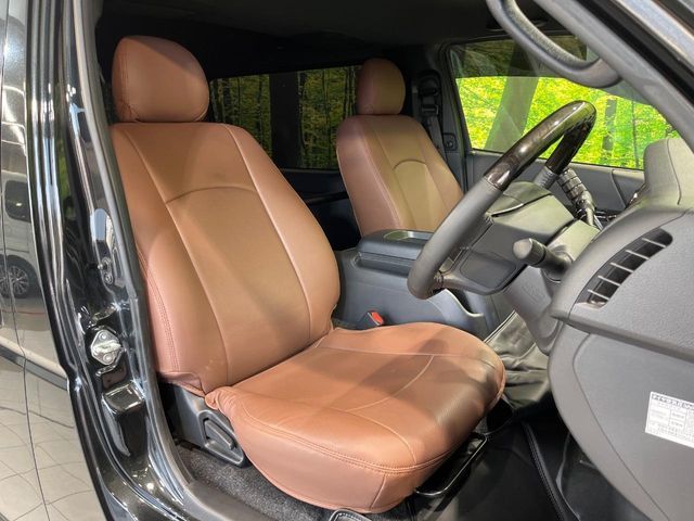 TOYOTA HIACE VAN 2WD 2022 Image 31