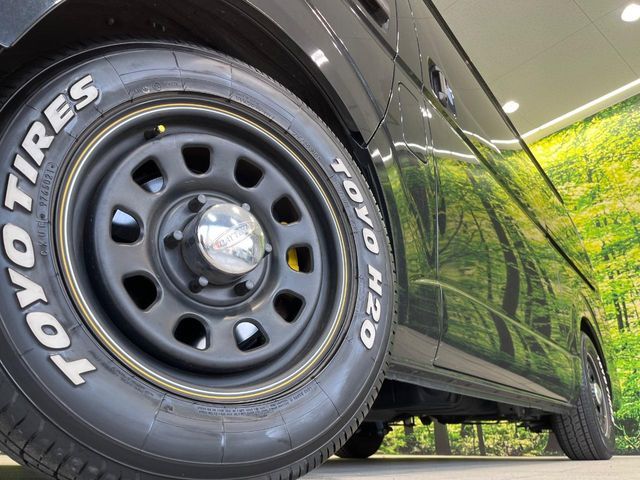 TOYOTA HIACE VAN 2WD 2022 Image 31