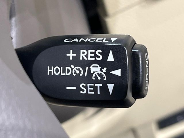 TOYOTA LANDCRUISER PRADO 2023 Image 31