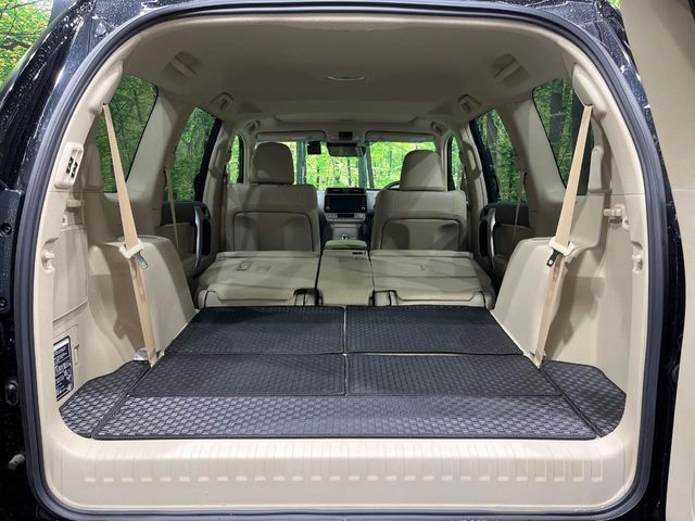 TOYOTA LANDCRUISER PRADO 2023 Image 31